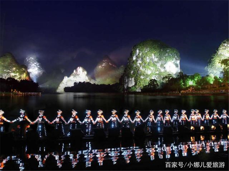 <b>印象刘三姐，大型桂林山水实景演出，世界上最大的山水实景剧场</b>